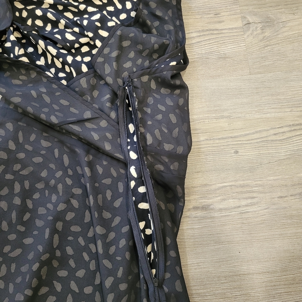 Everly Midi Black and Cream Women's Dress Size Large - Picture 9 of 9